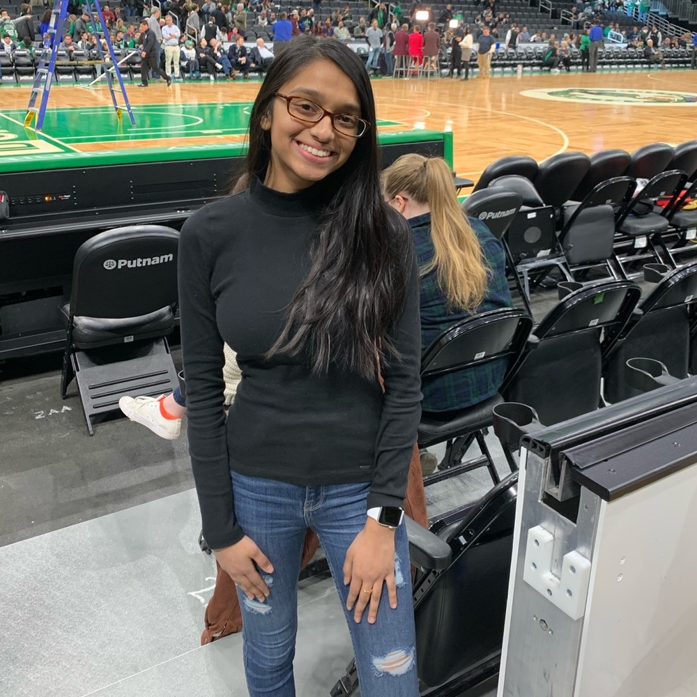 Meet your Posher, Anjali